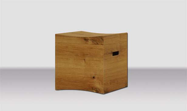 Burgerhaus-Hocker-Eiche_01